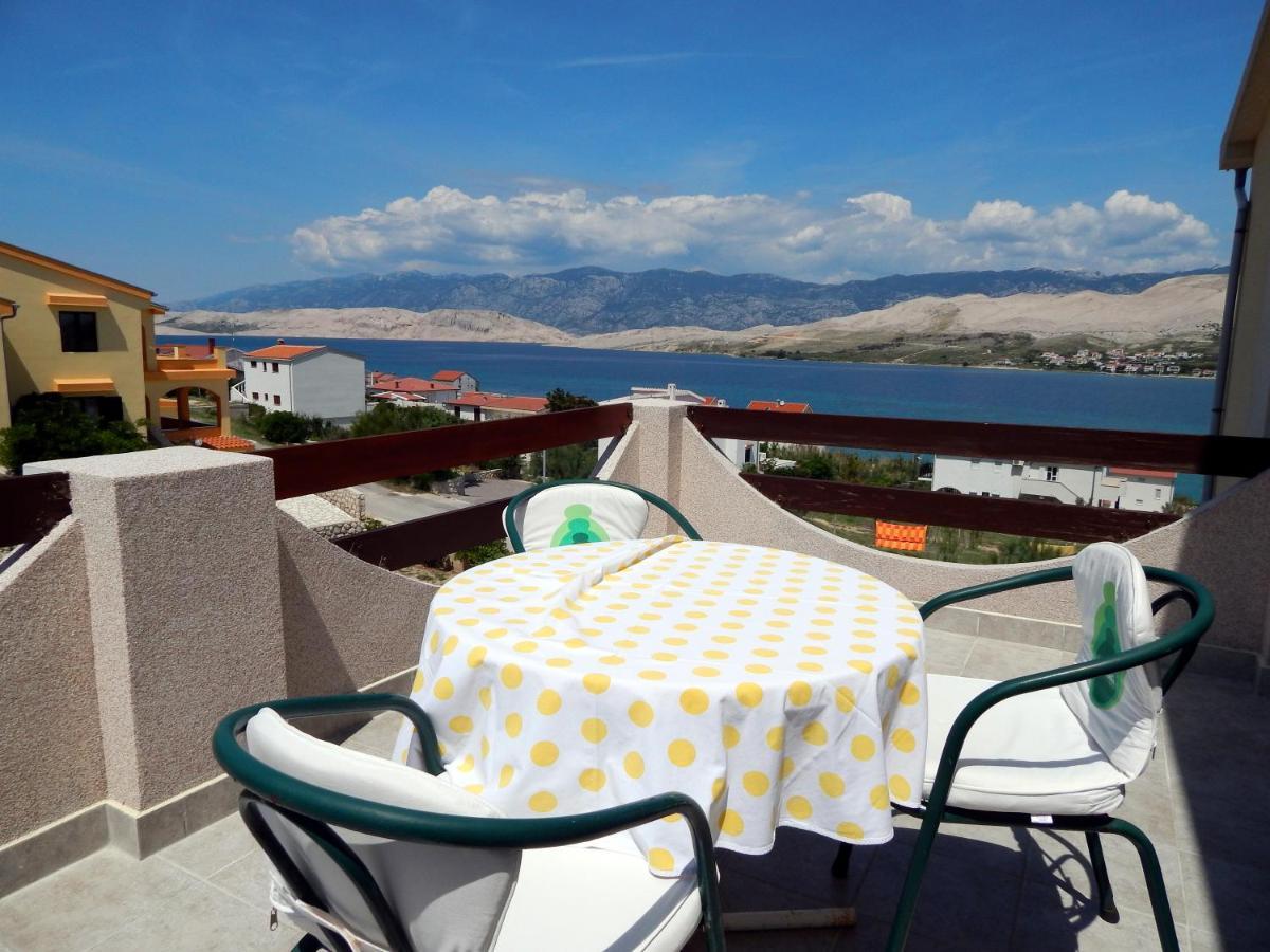 Apartmani Marija Ljubica Паг Экстерьер фото